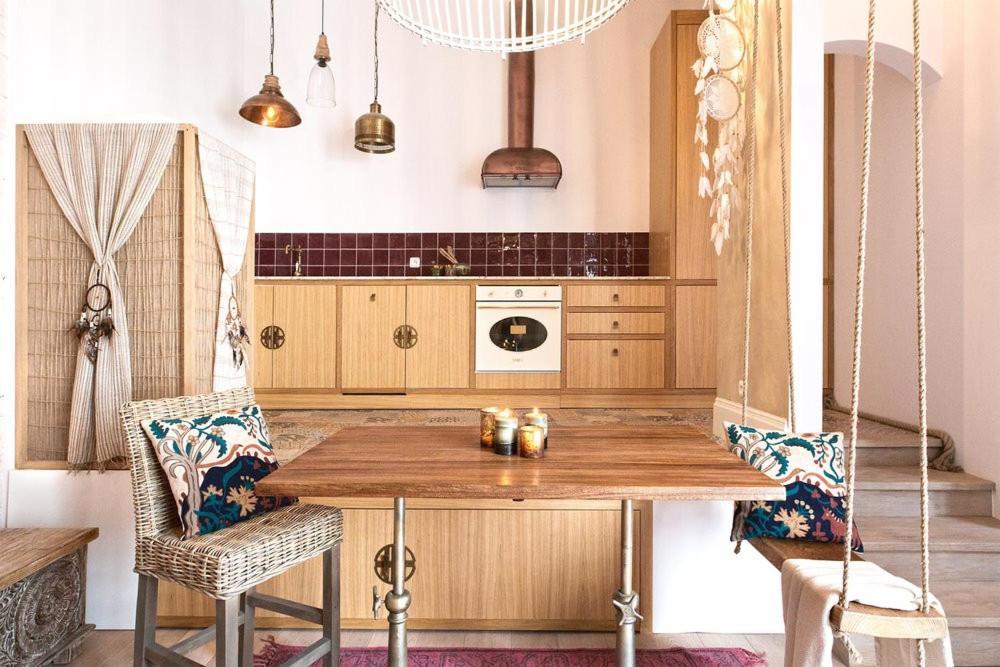 Bohemian Dream Peaceful Oasis Downtown Apartment Warschau